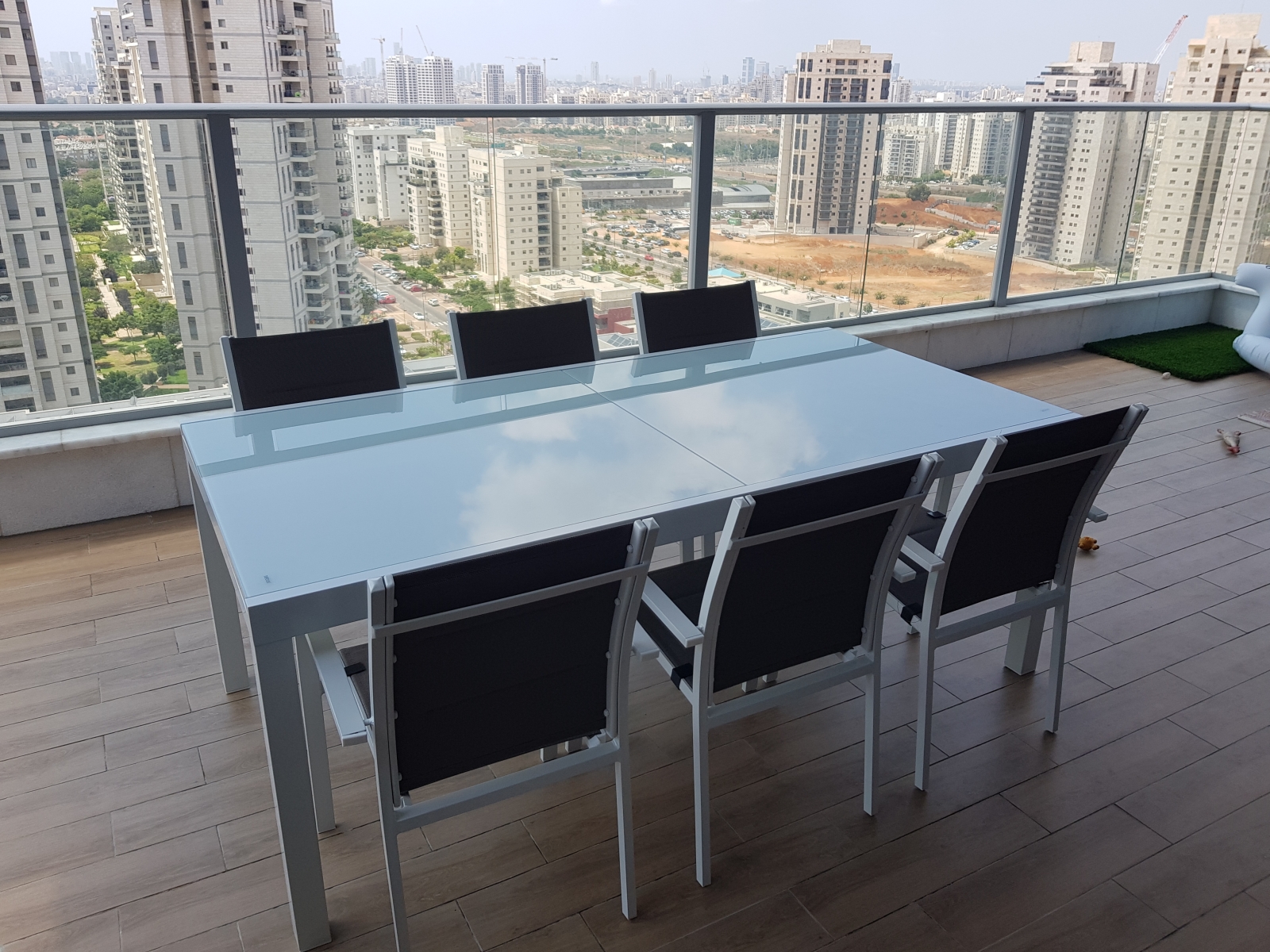 שולחן אלומיניום נפתח 300*200*100 לבן + 6 כסאות אלומיניום לבן איה AYA ATM2307